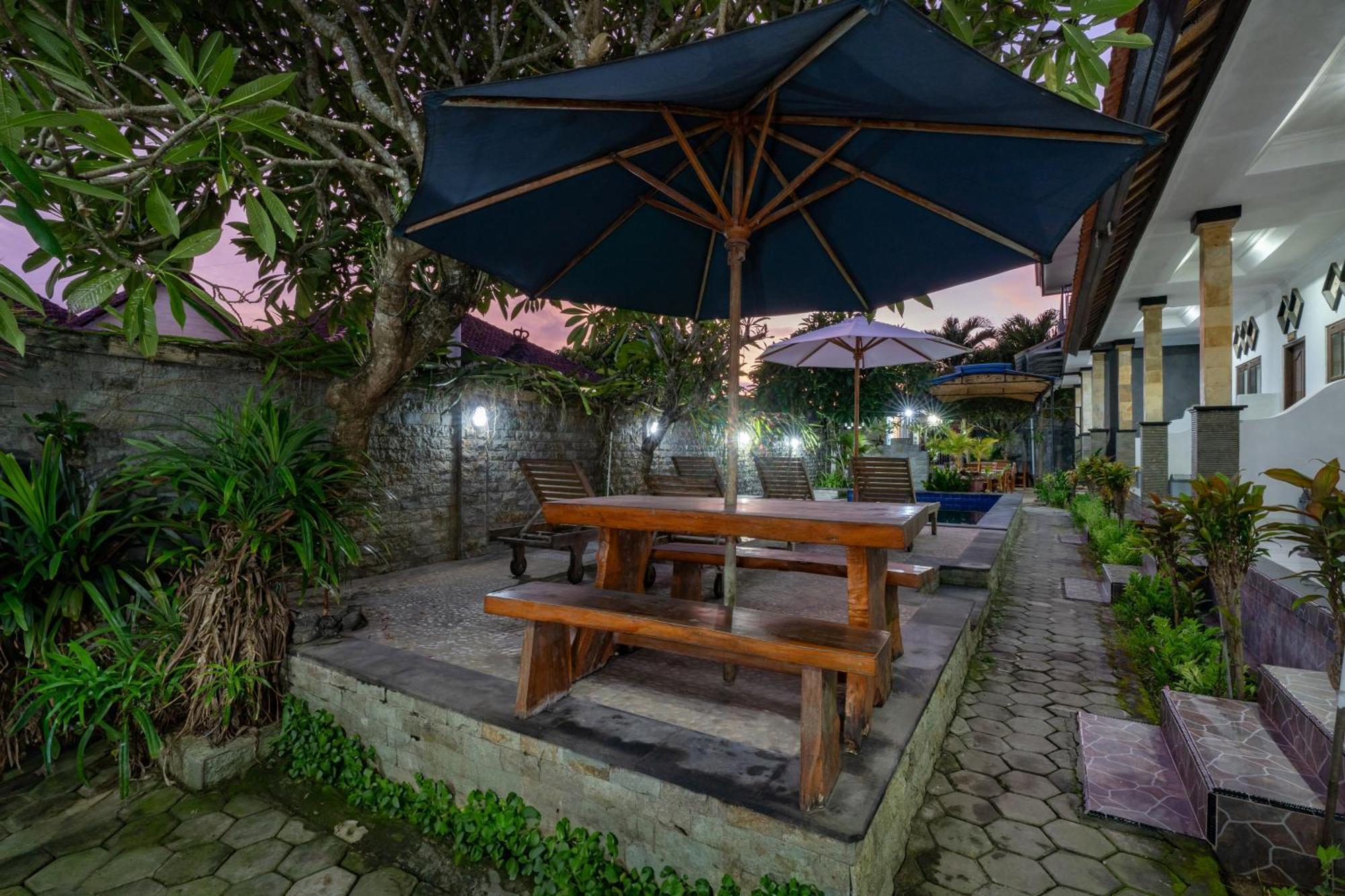 Widia Homestay Nusa Lembongan Экстерьер фото