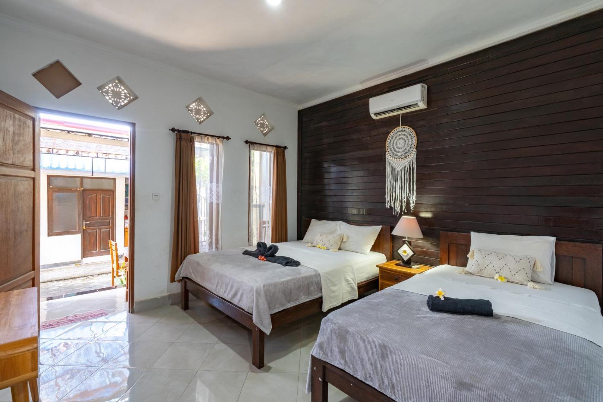 Widia Homestay Nusa Lembongan Экстерьер фото